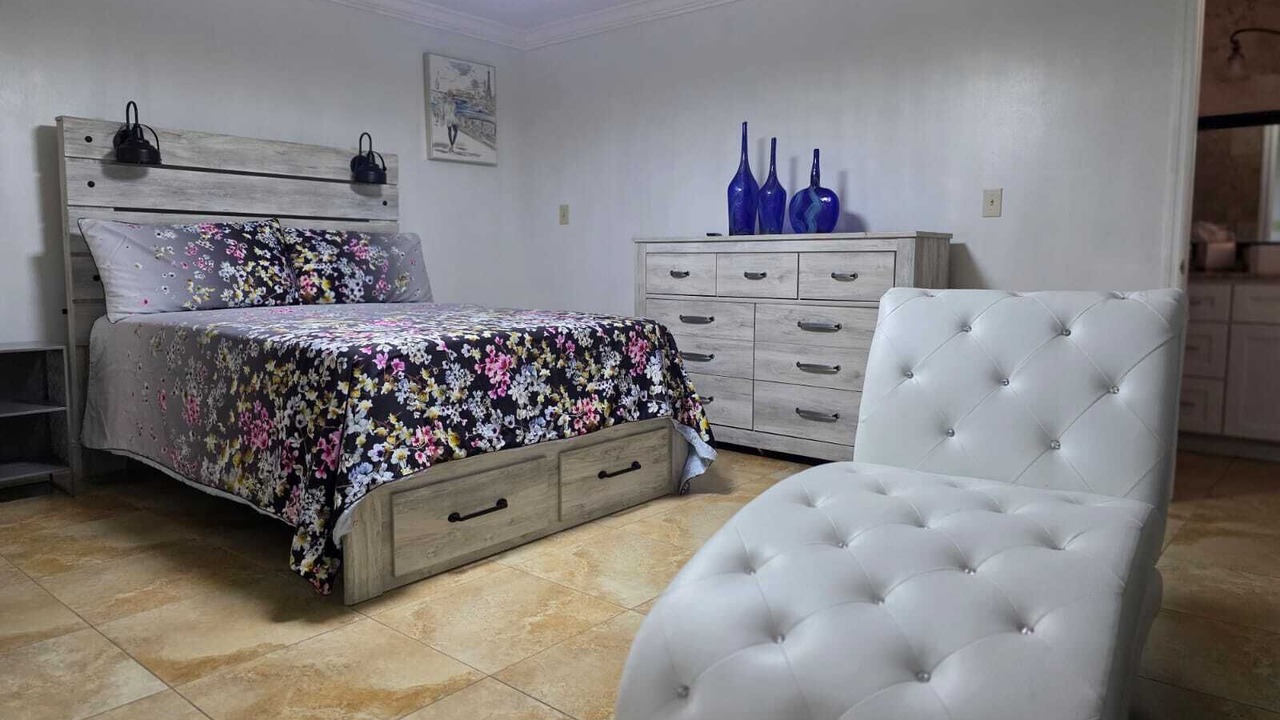 Photo of Bedroom in Goldenrod