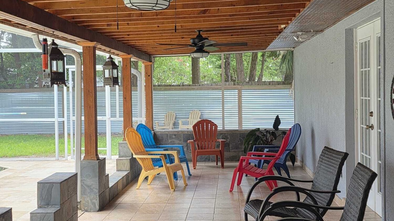 Photo of Patio Balcony in Goldenrod