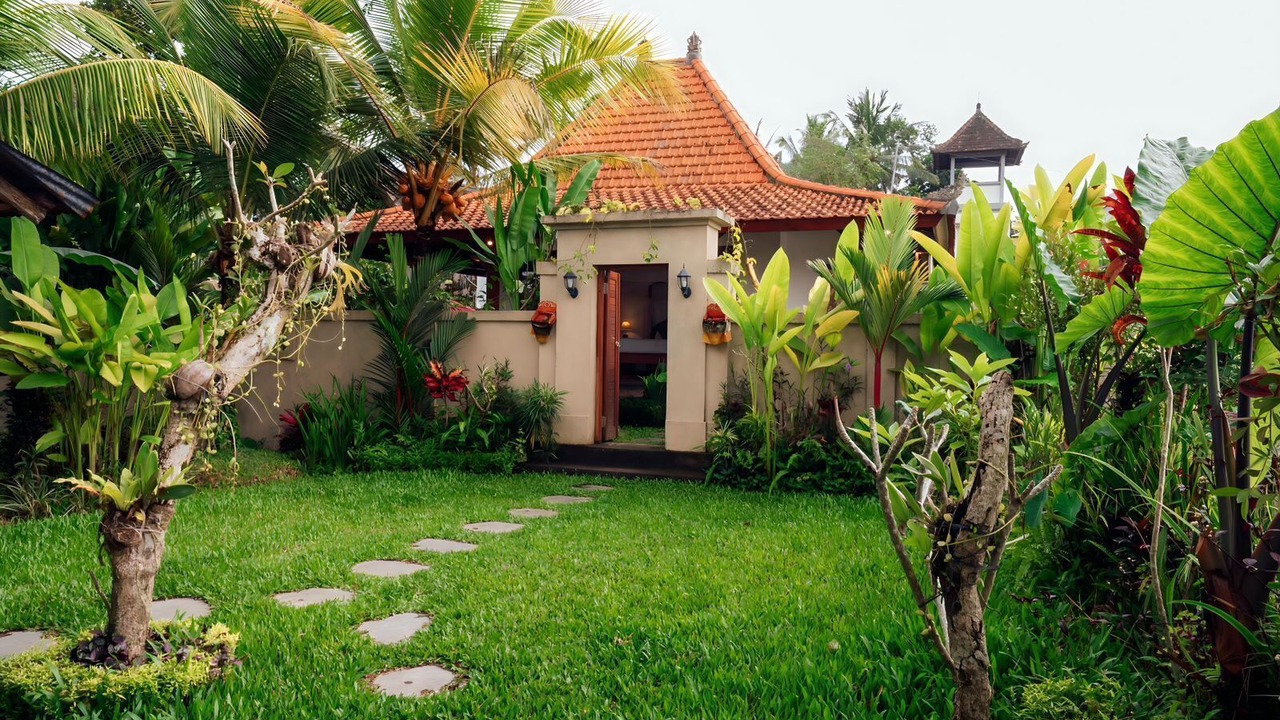 Photo of Outdoor in Sambahan