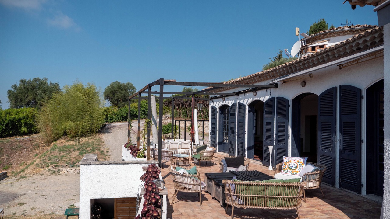 Photo of Patio Balcony in Gairaut