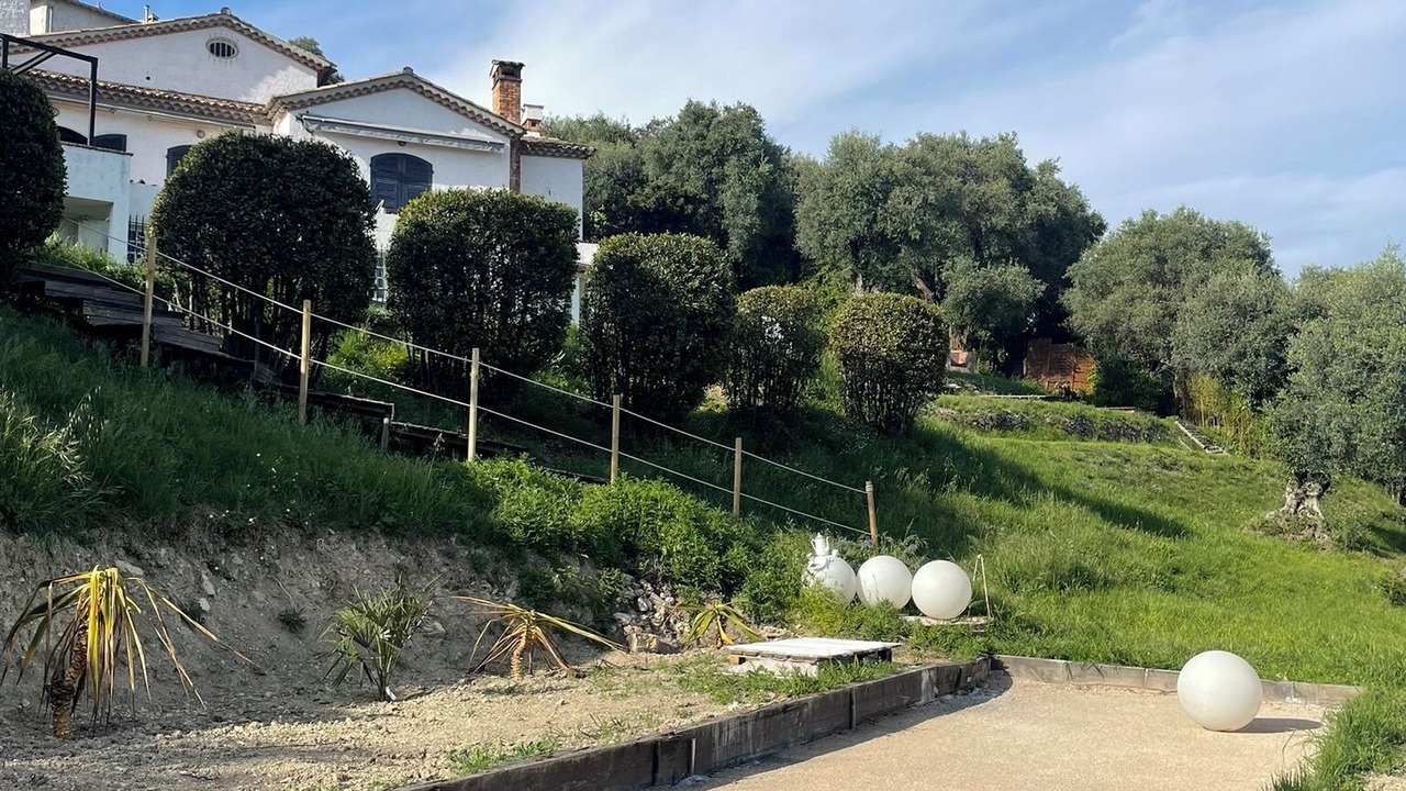 Photo of Outdoor in Gairaut