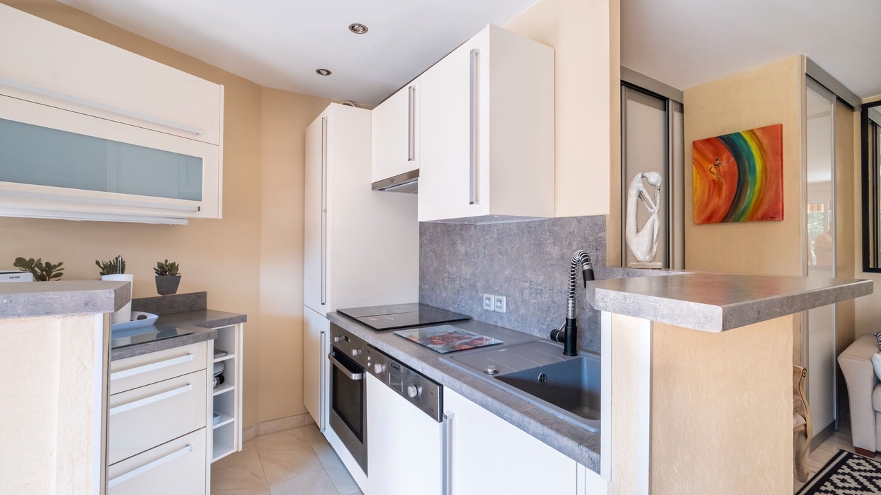 Photo of Kitchen in Mandelieu-La-Napoule