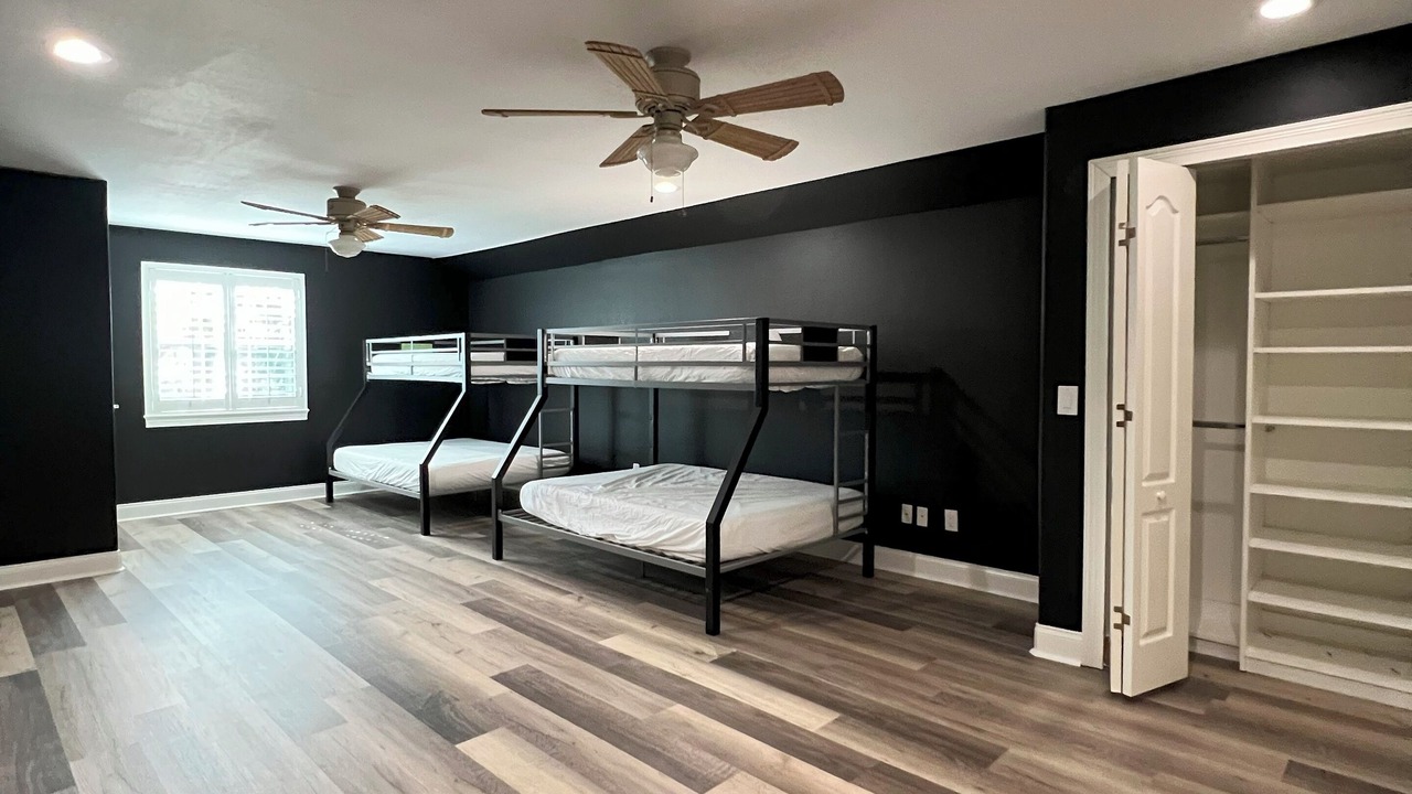 Photo of Bedroom in Longwood