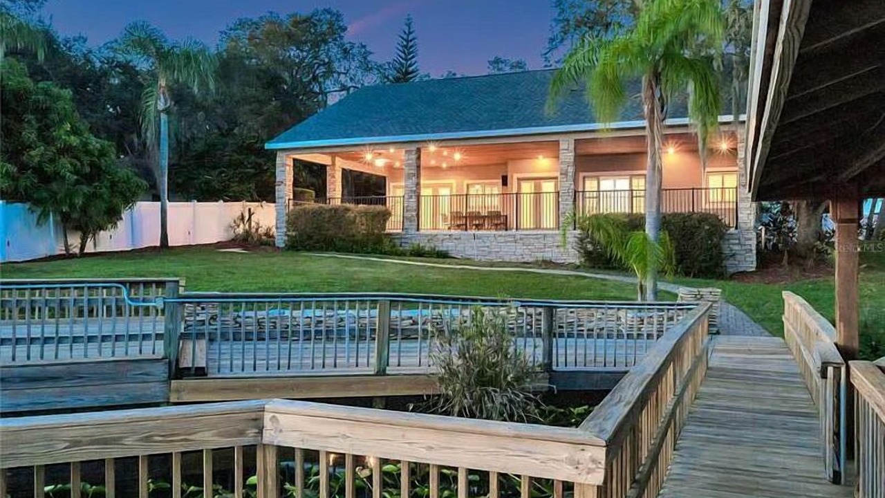 Photo of Outdoor in Longwood