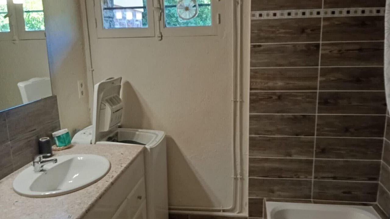 Photo of Bathroom in Boulouris-sur-Mer
