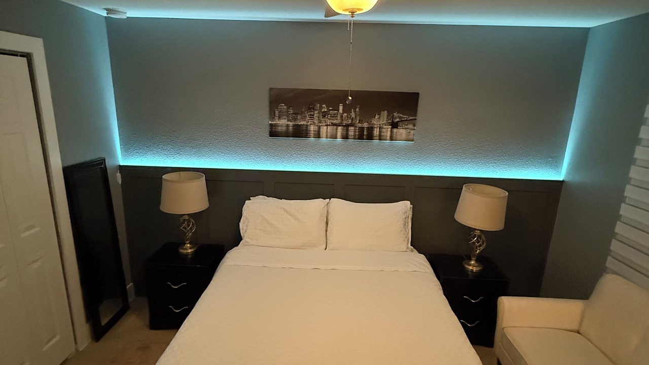 Photo of Bedroom in Seasons