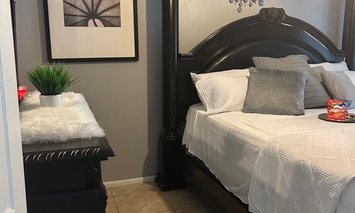 Photo of Bedroom in Pine Hills