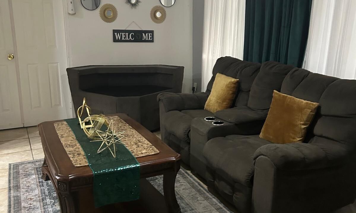 Photo of Livingroom in Pine Hills