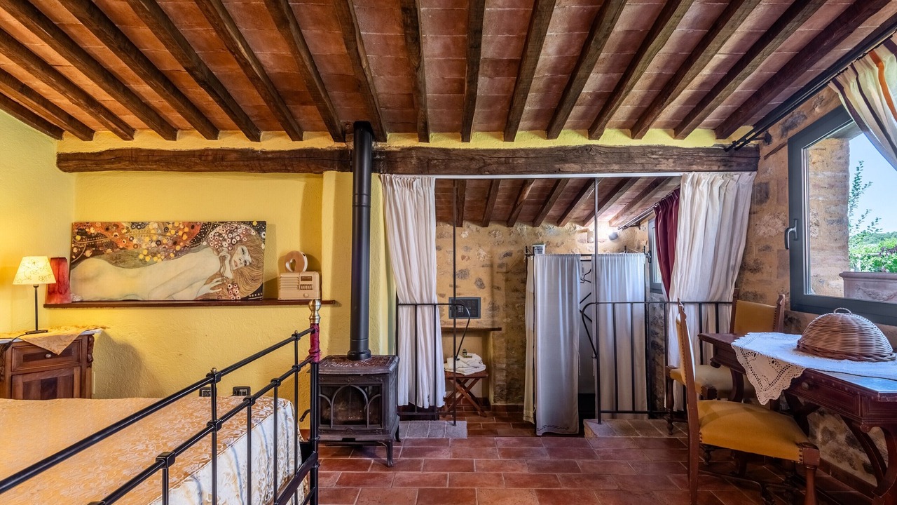 Photo of Bedroom in Monticiano