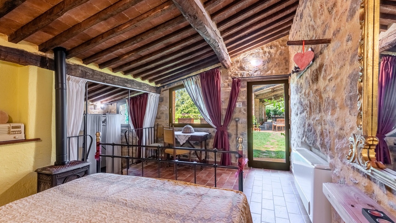 Photo of Bedroom in Monticiano