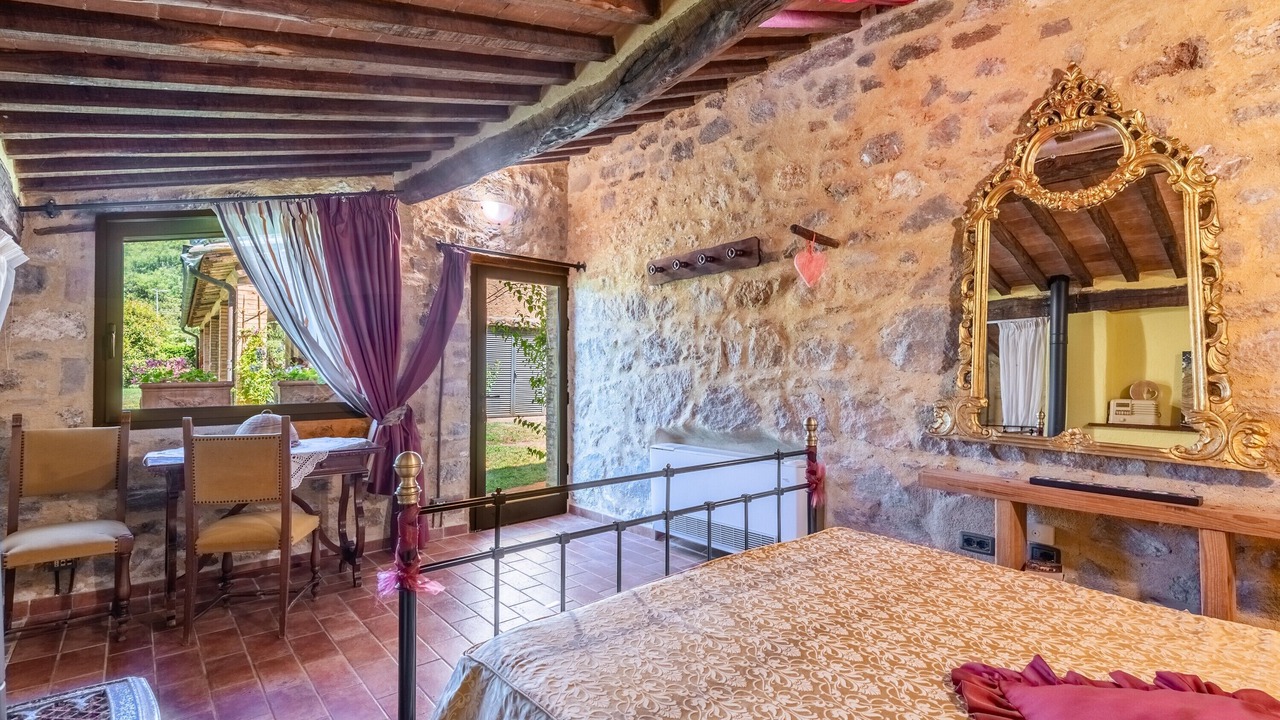 Photo of Bedroom in Monticiano