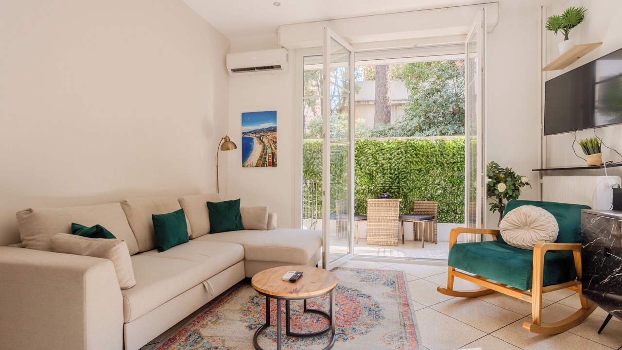 Photo of Livingroom in Liberation