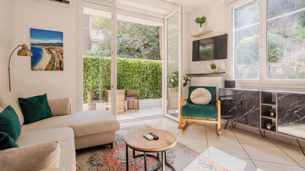 Photo of Livingroom in Liberation
