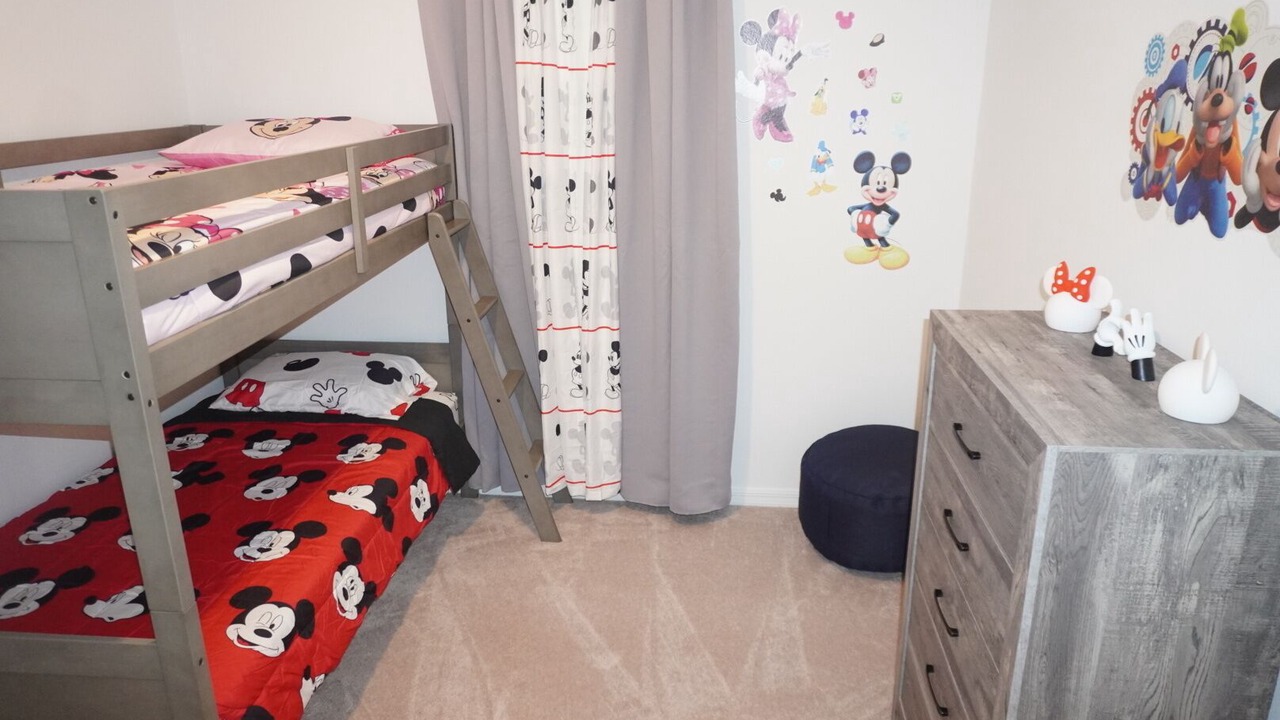 Photo of Bedroom in Poinciana
