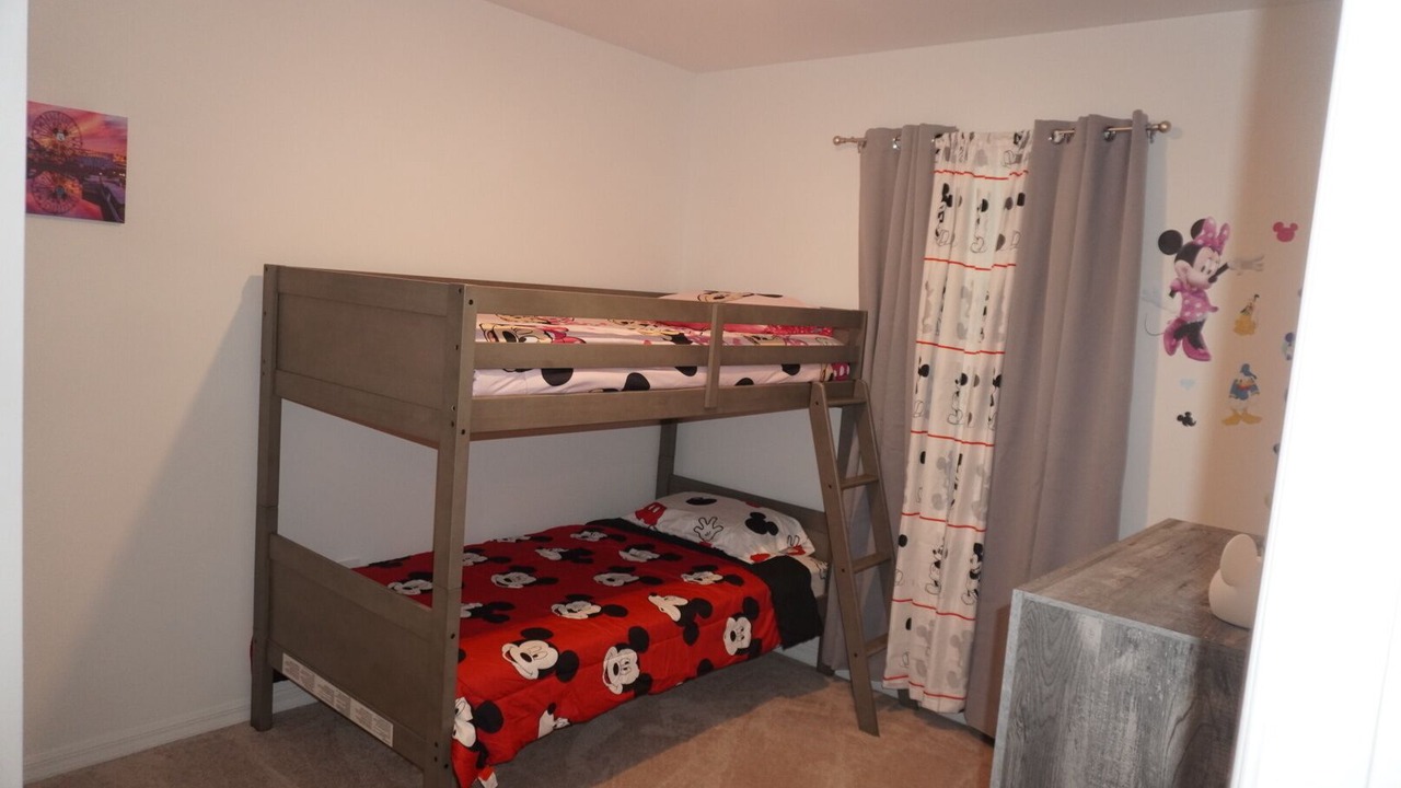 Photo of Bedroom in Poinciana