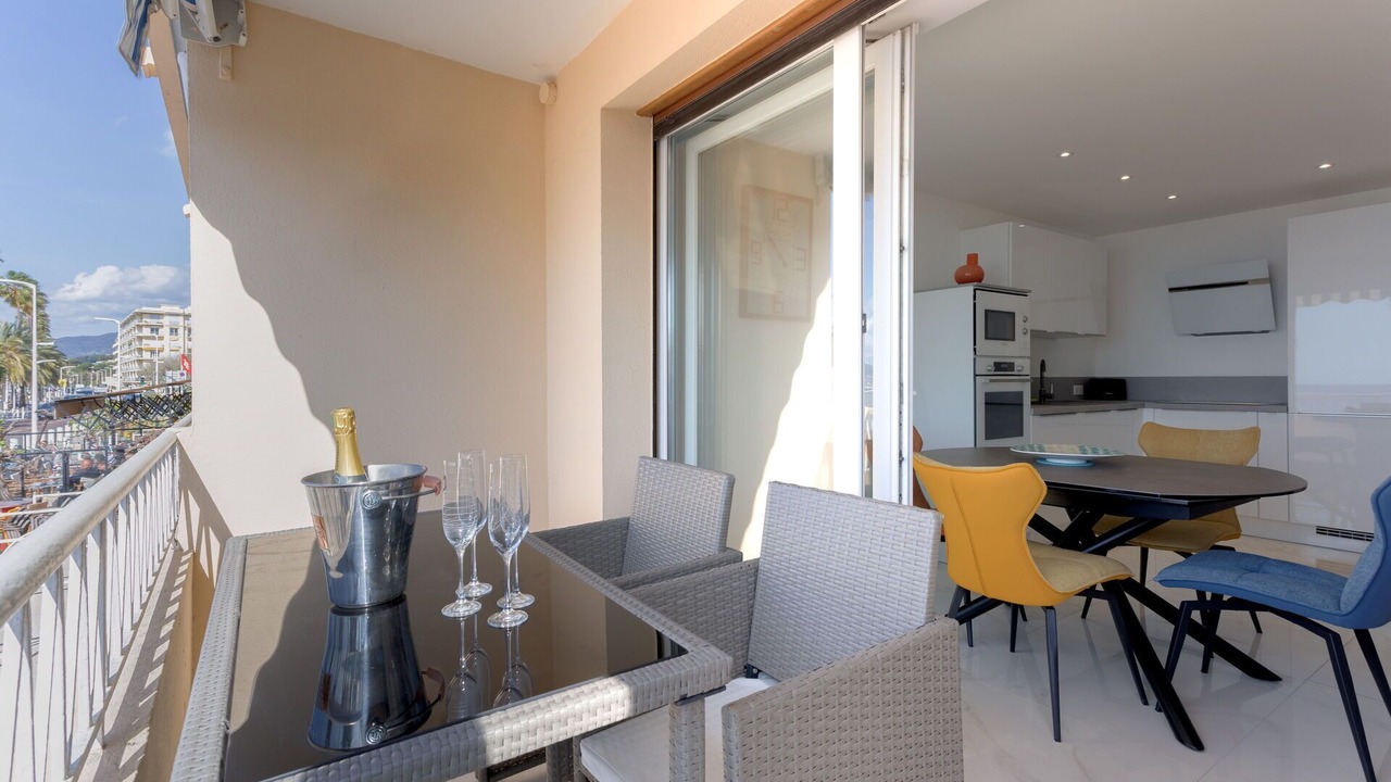 Photo of Patio Balcony in Le Suquet