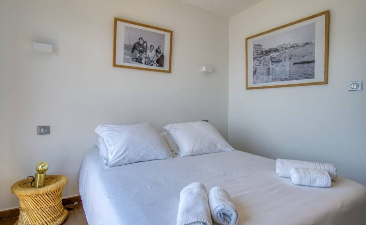 Photo of Bedroom in Theoule-Superieur