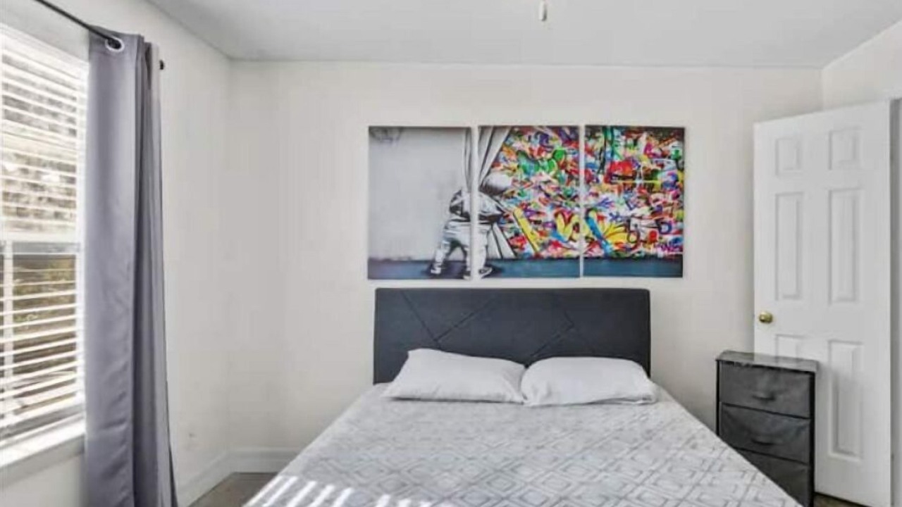 Photo of Bedroom in South Semoran