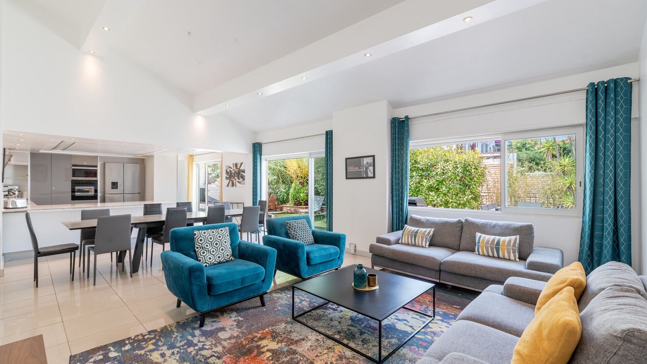 Photo of Livingroom in Riou - Petit Juas - Av de Grasse