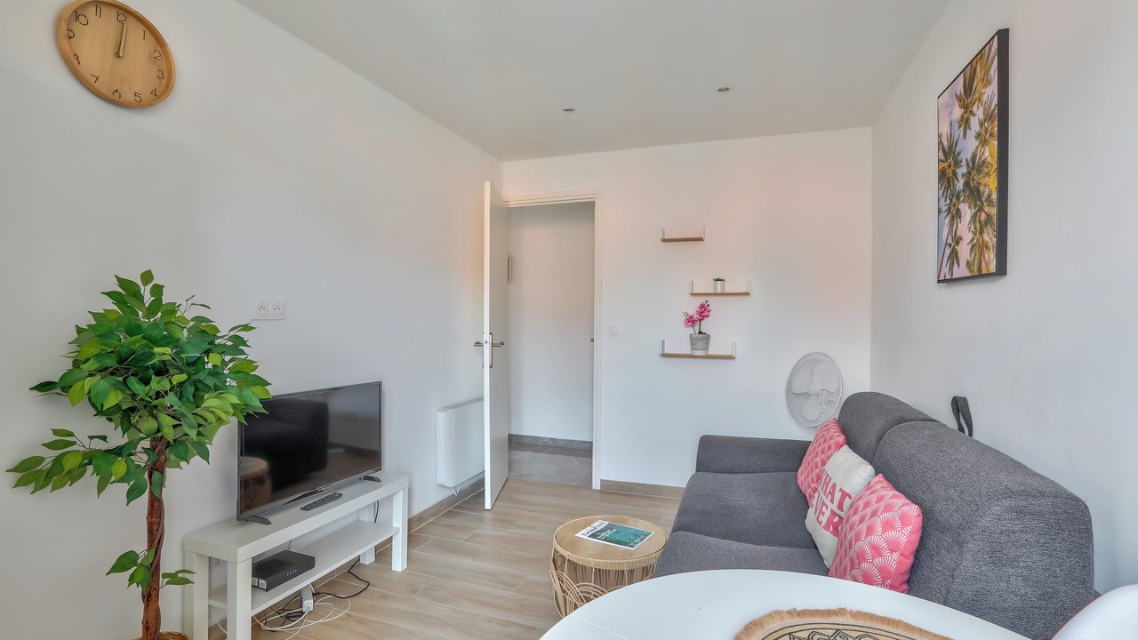Photo of Livingroom in Cimiez
