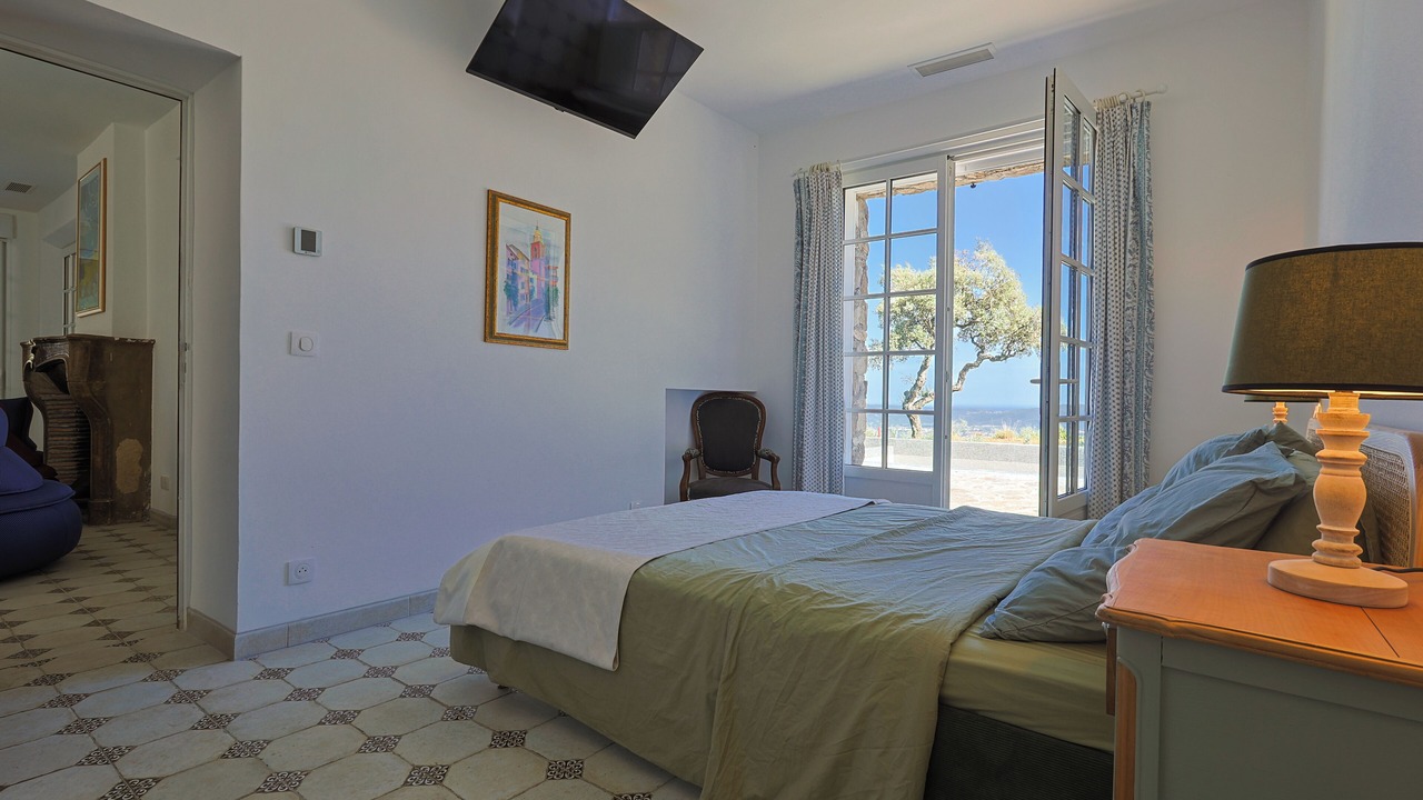 Photo of Bedroom in La Garde-Freinet