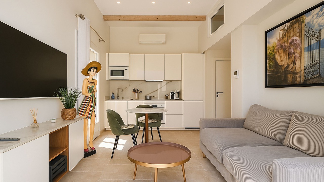 Photo of Livingroom in Antibes Old Town