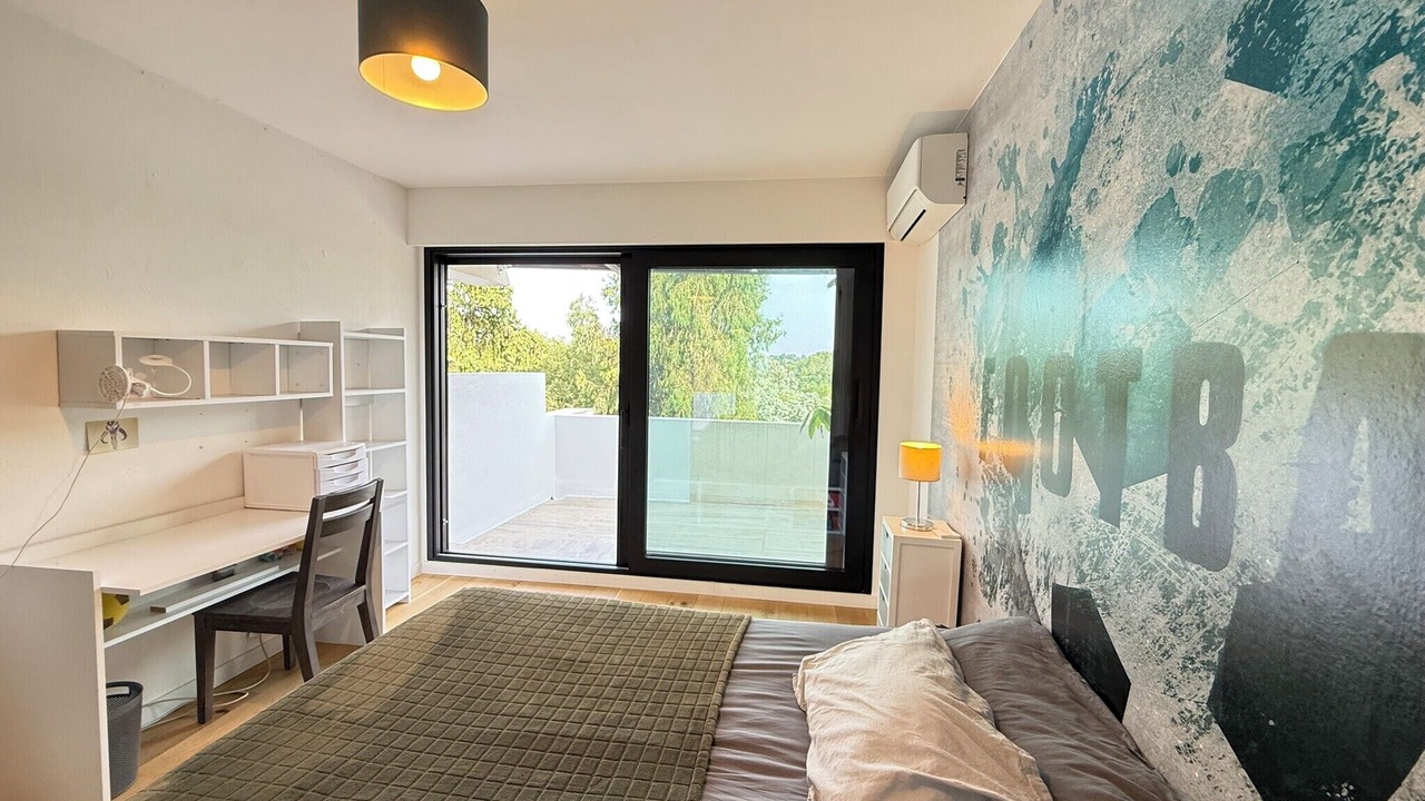 Photo of Bedroom in Biot