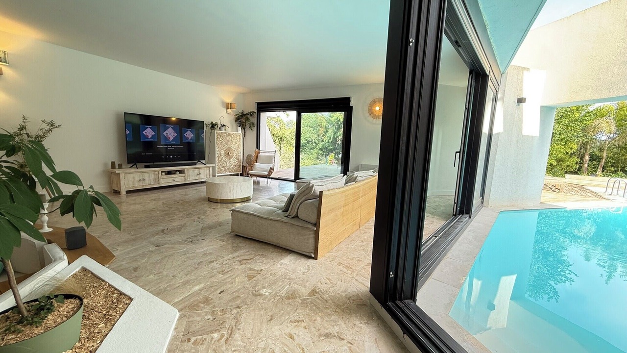 Photo of Livingroom in Biot