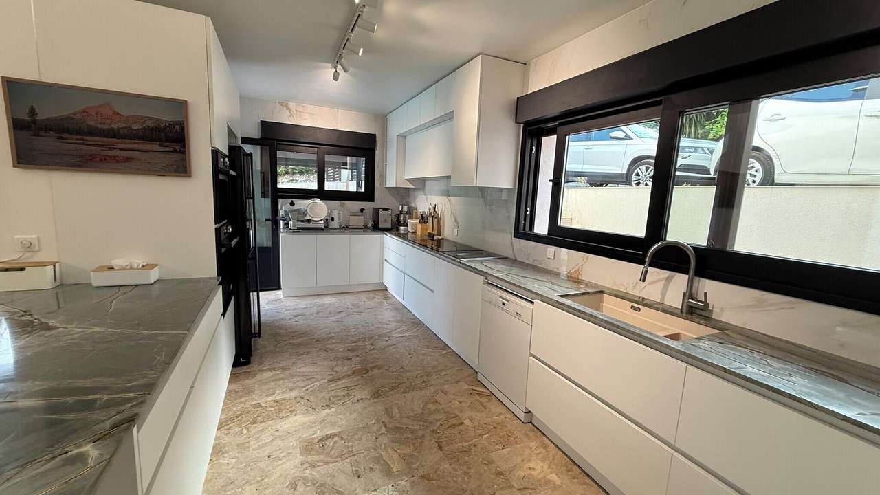 Photo of Kitchen in Biot