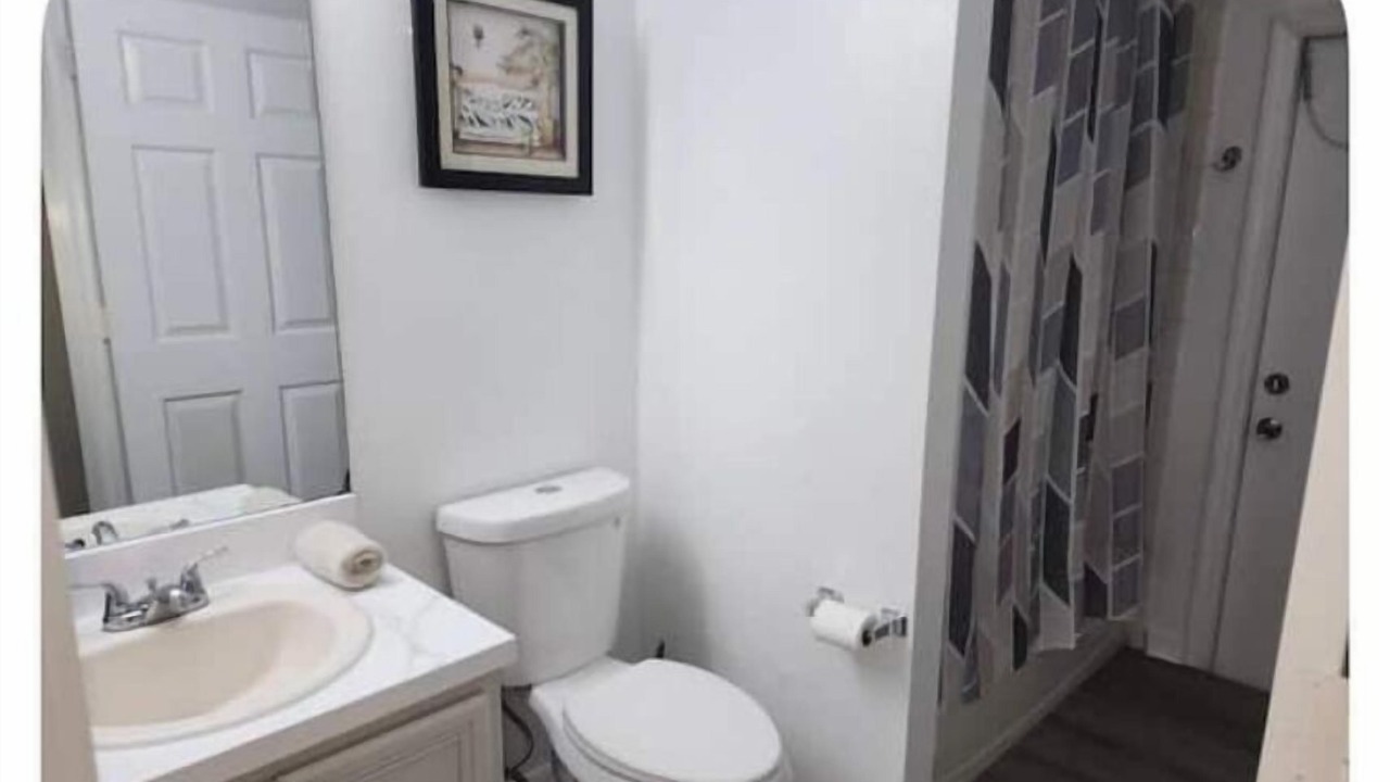 Photo of Bathroom in Poinciana