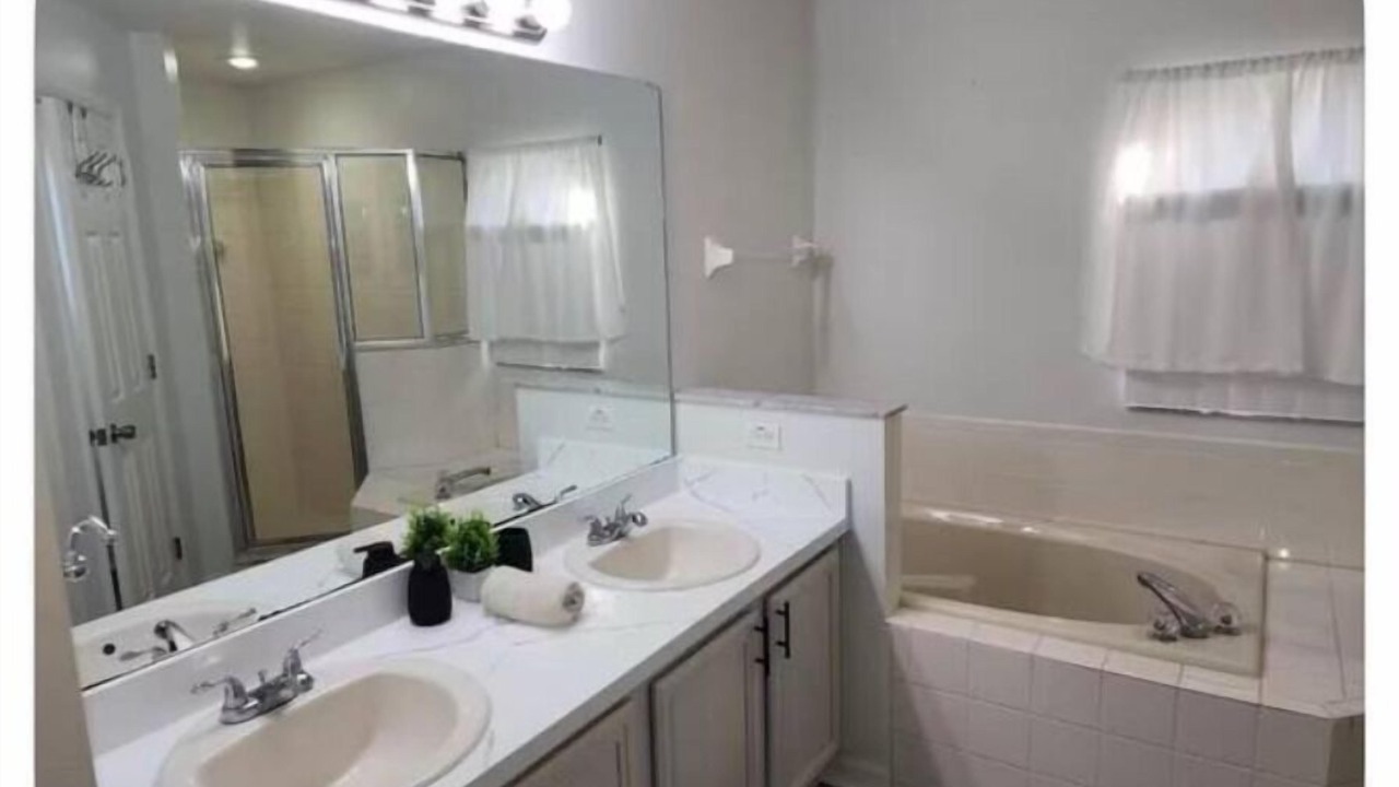 Photo of Bathroom in Poinciana
