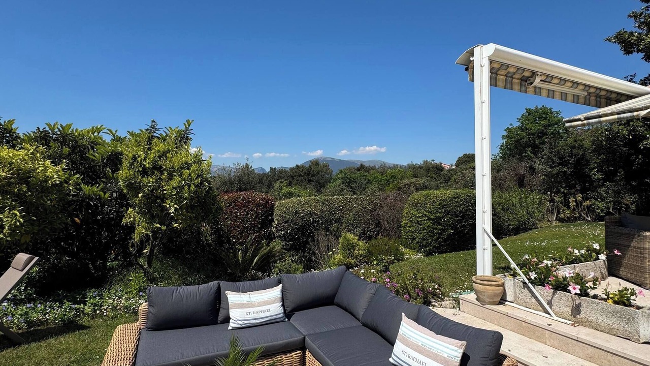 Photo of Patio Balcony in Villeneuve-Loubet