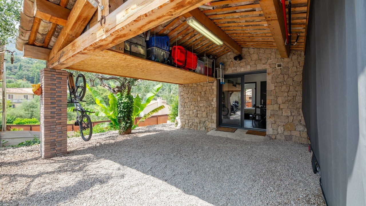 Photo of Outdoor in Speracedes