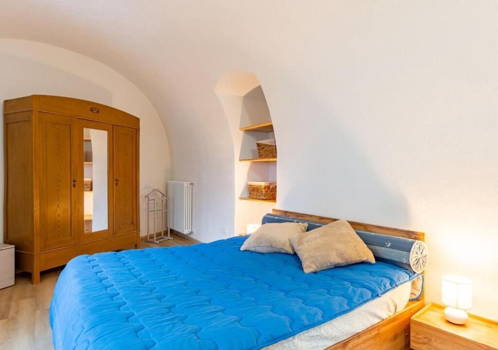 Photo of Bedroom in Tione di Trento