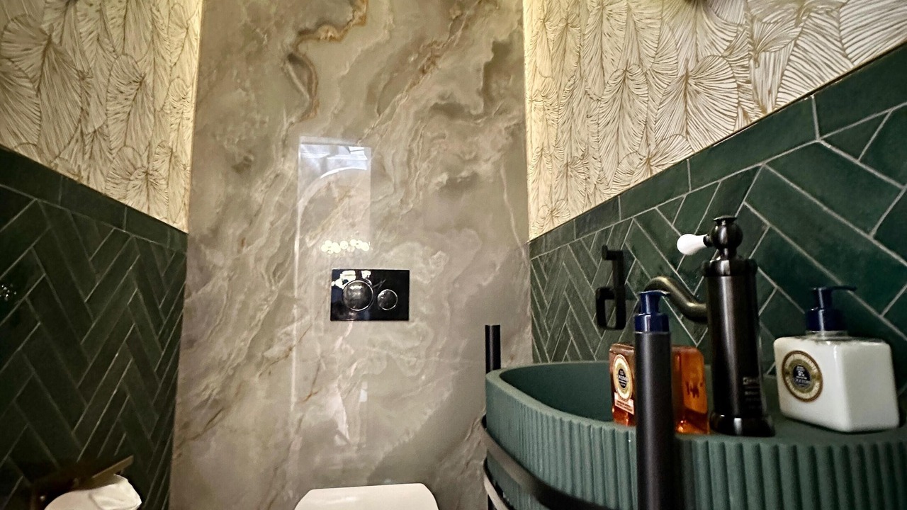 Photo of Bathroom in Carnot