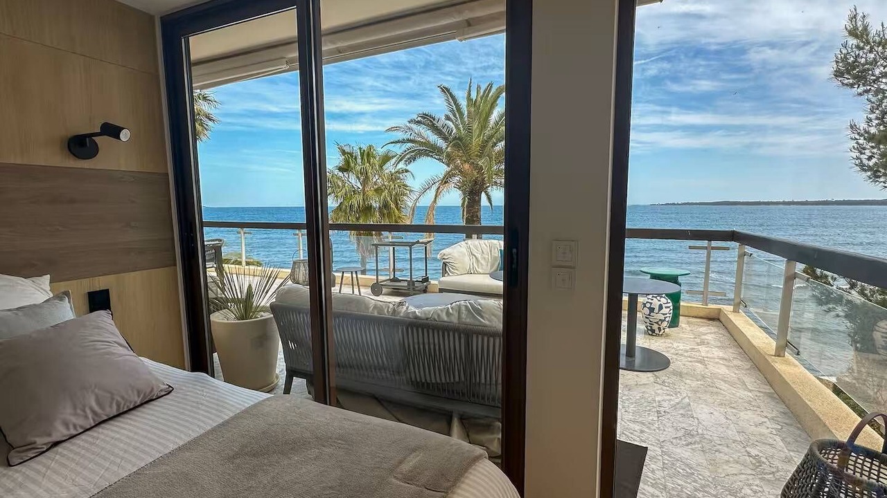 Photo of Bedroom in California - Pezou