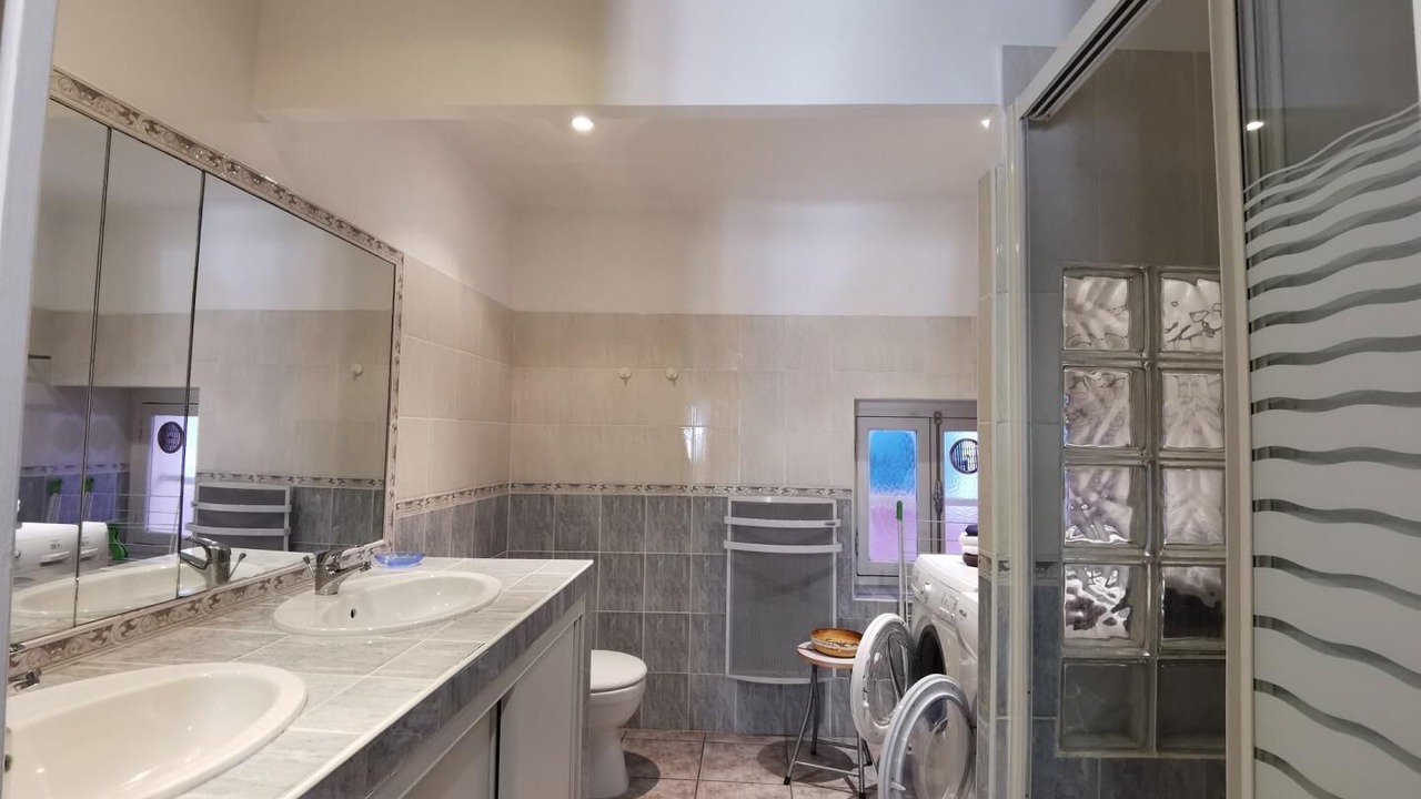Photo of Bathroom in Saint-Martin-du-Var