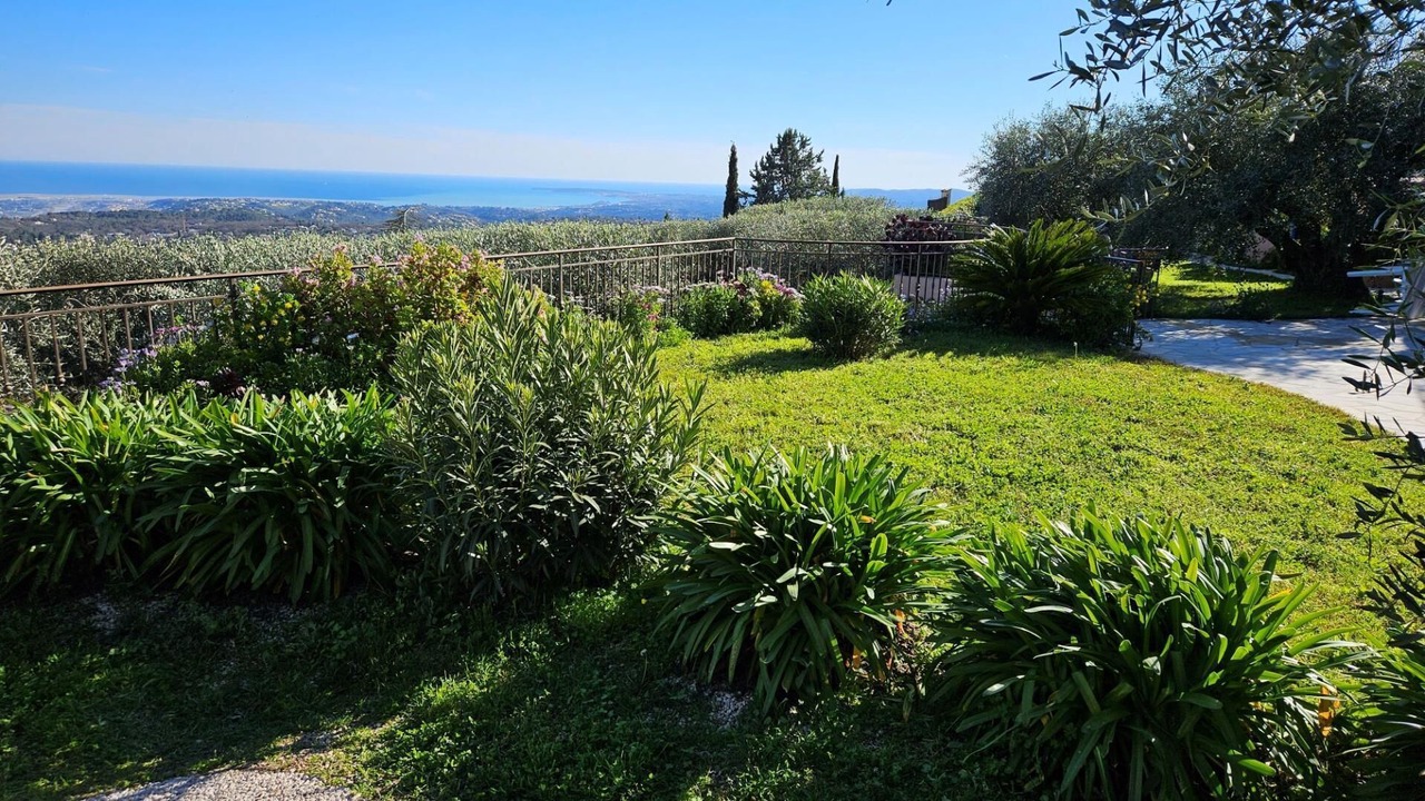 Photo of Outdoor in Saint-Jeannet