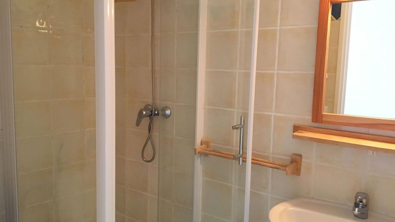 Photo of Bathroom in Castagniers