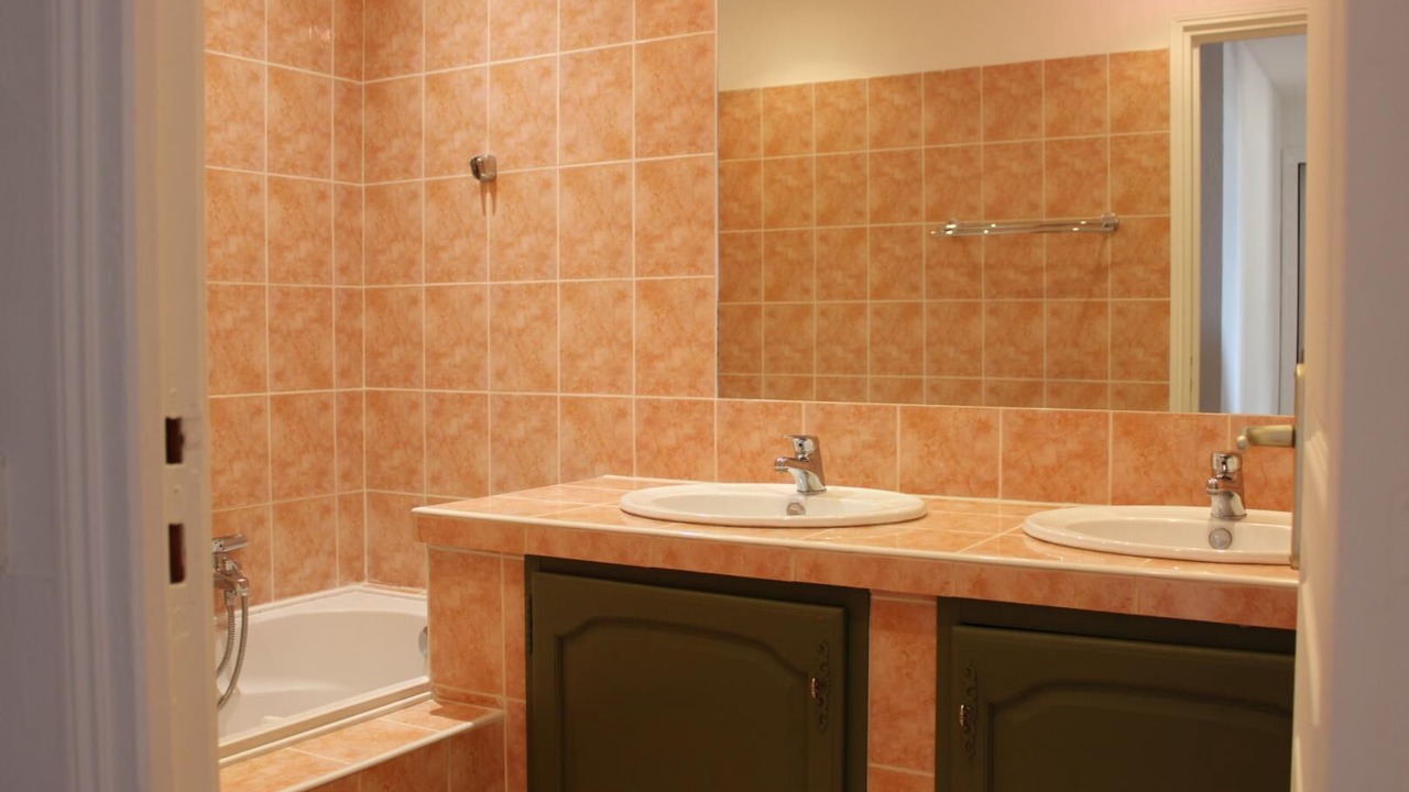 Photo of Bathroom in Utelle
