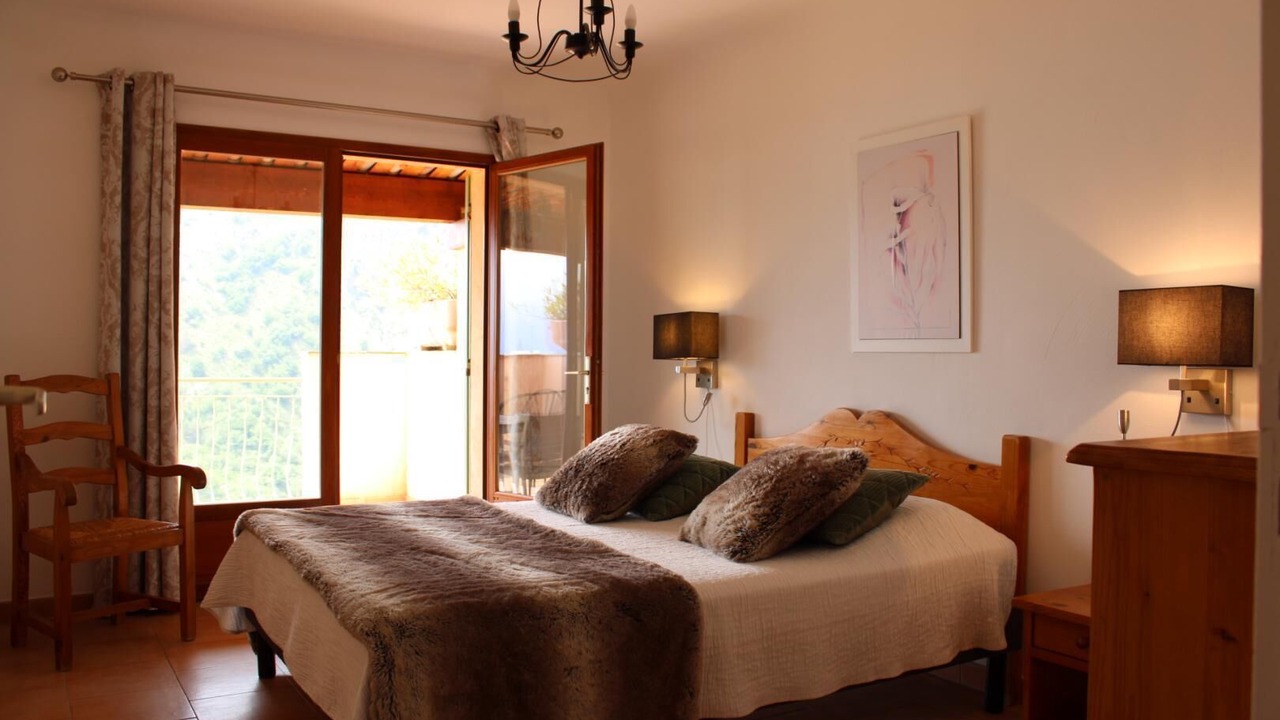 Photo of Bedroom in Utelle