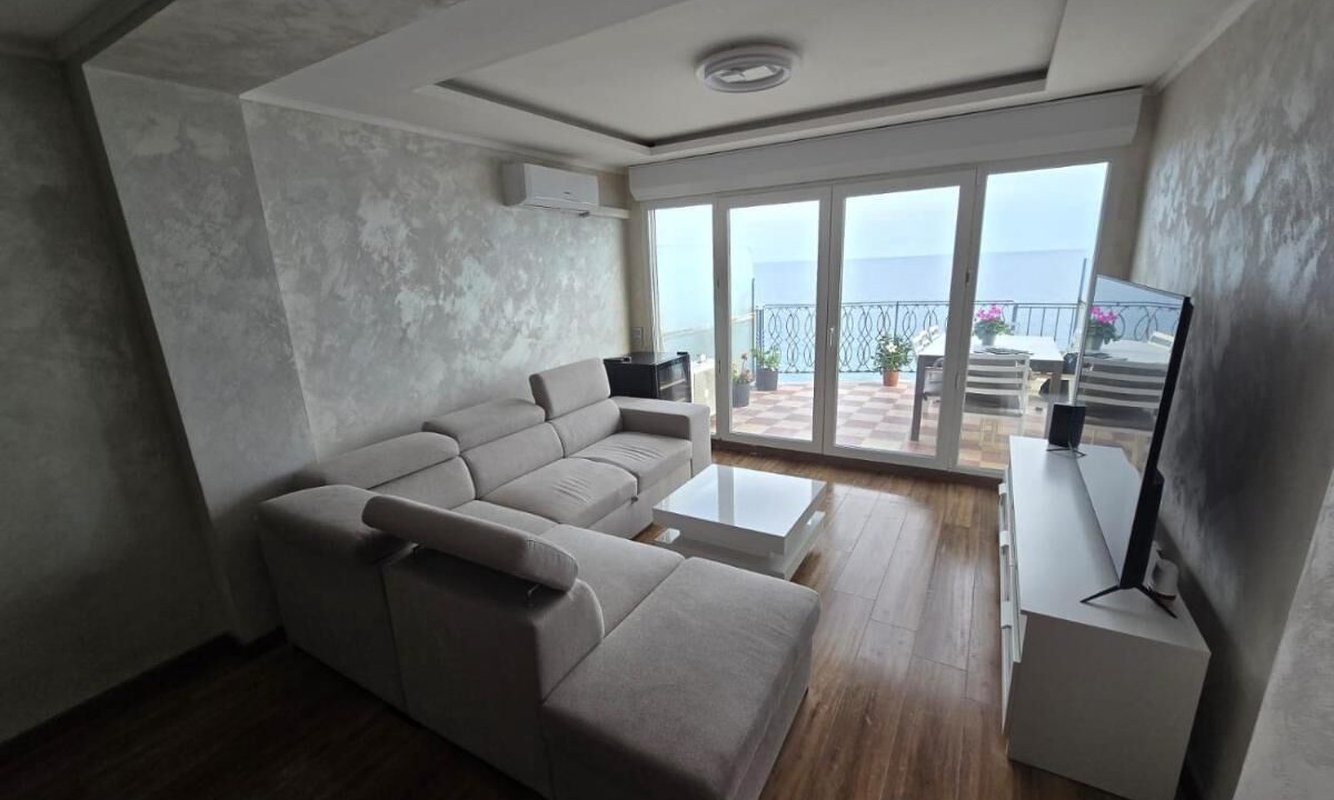 Photo of Livingroom in Les Baumettes