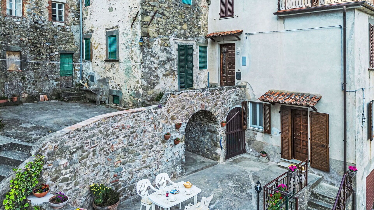 Photo of Patio Balcony in Gello