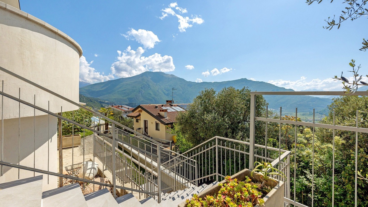 Photo of Outdoor in Tenno