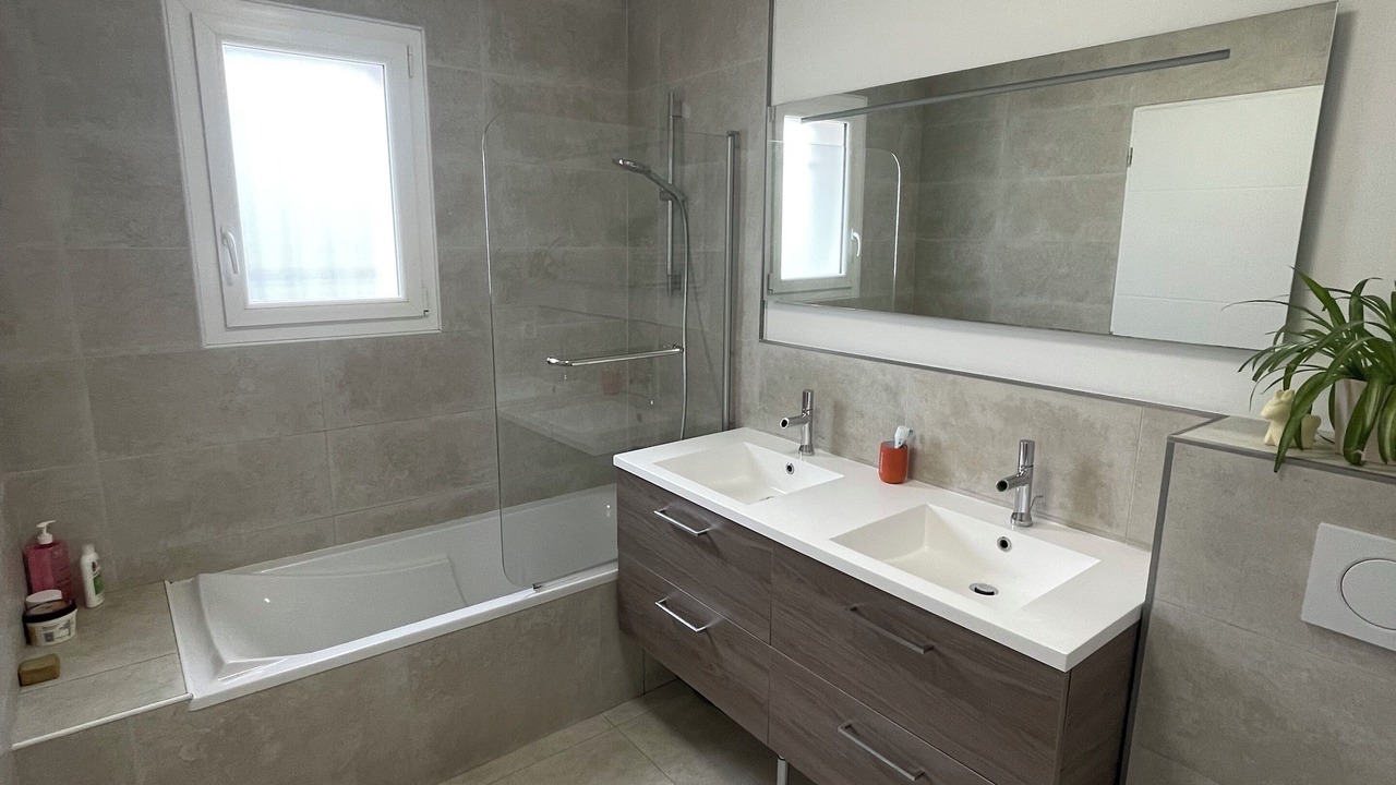 Photo of Bathroom in Carros