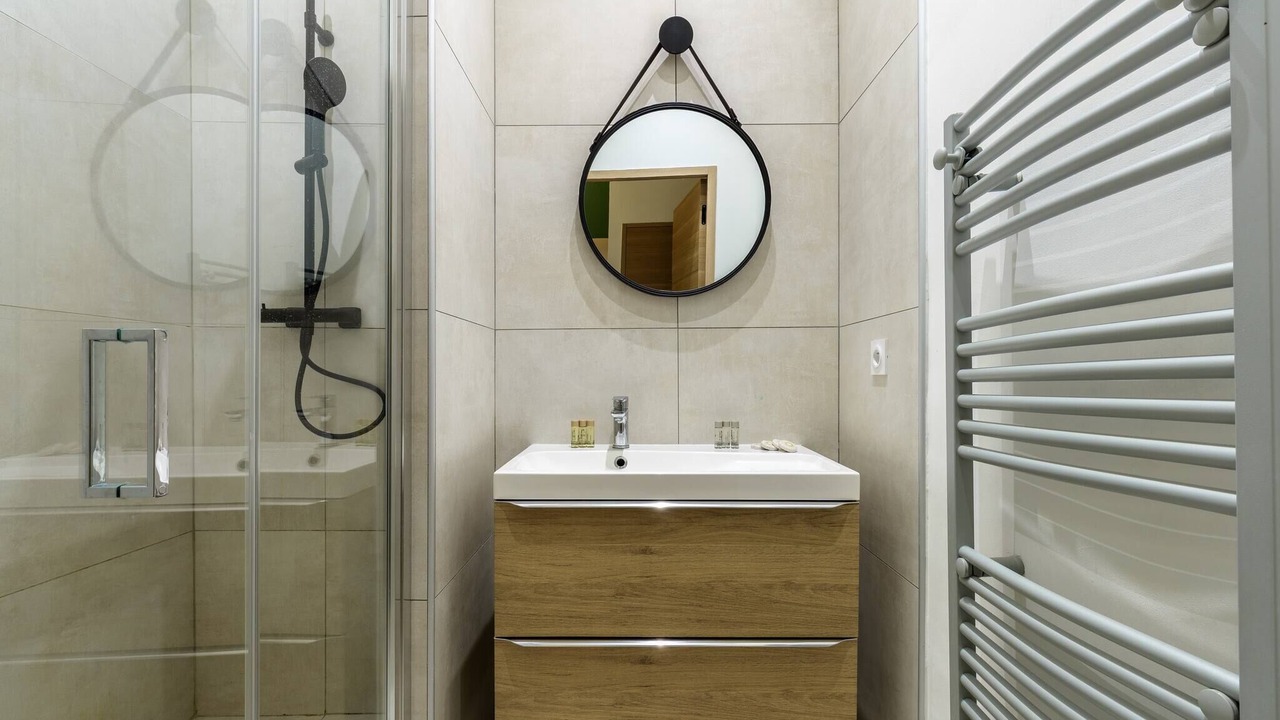 Photo of Bathroom in Quartier du Port