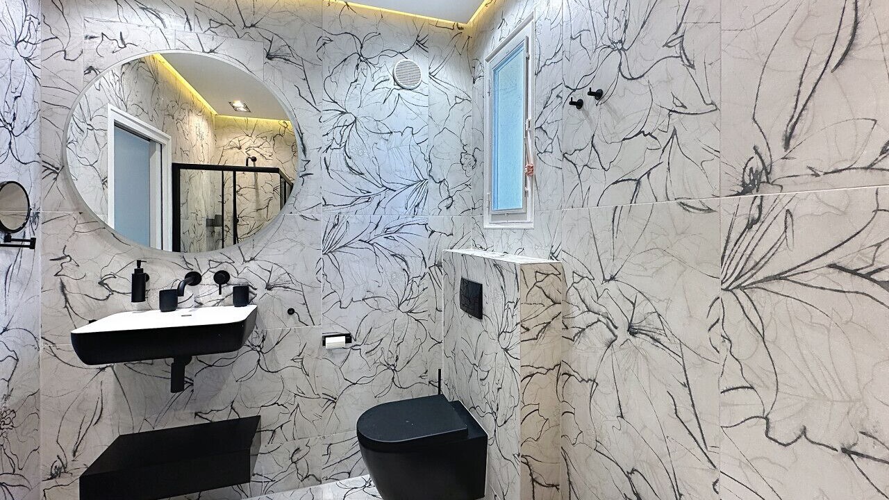 Photo of Bathroom in Prado - Republique