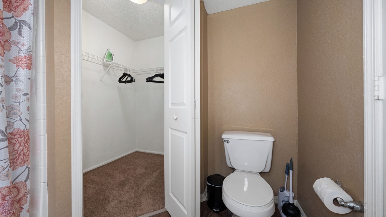 Photo of Bathroom in Park Central
