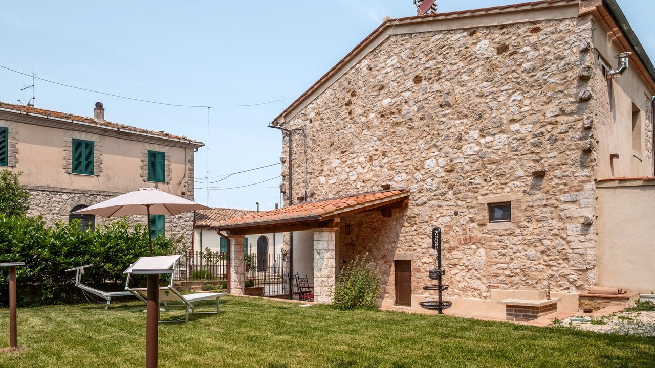 Photo of Outdoor in Semproniano