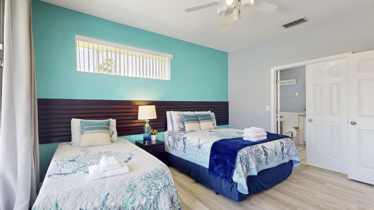 Photo of Bedroom in Sunset Lakes